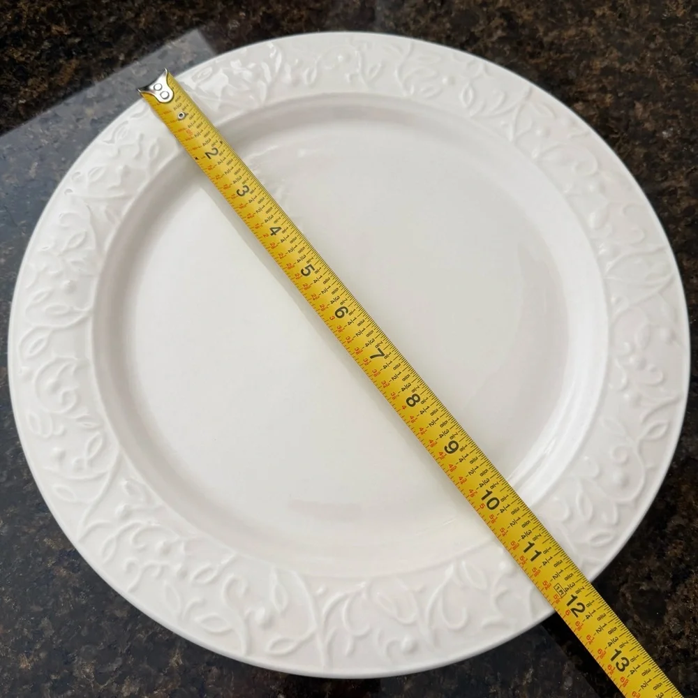 Tanglewood by THE CELLAR Round Platter